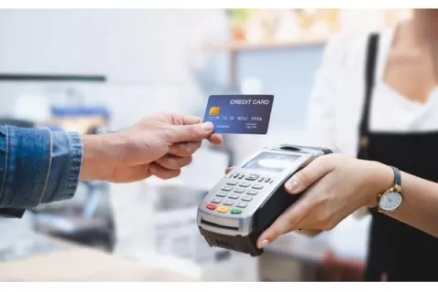 Kupi na rate!: Plaćanje karticom Banca Intese na 6 mesečnih rata