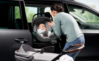 Britax Romer BABY SAFE iSENSE Frost Grey 