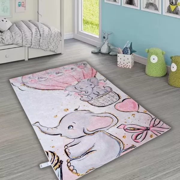 Dečiji tepih slonić u balonu 