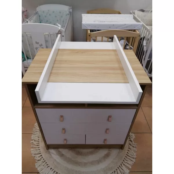 Komoda za bebe sa dodatkom 